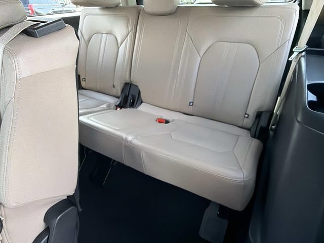 Certified 2024 Ford Expedition Max Limited RWD image 22