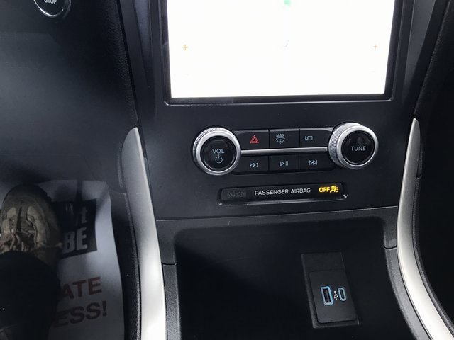 Certified 2024 Ford Edge SEL w/ Convenience Package image 13