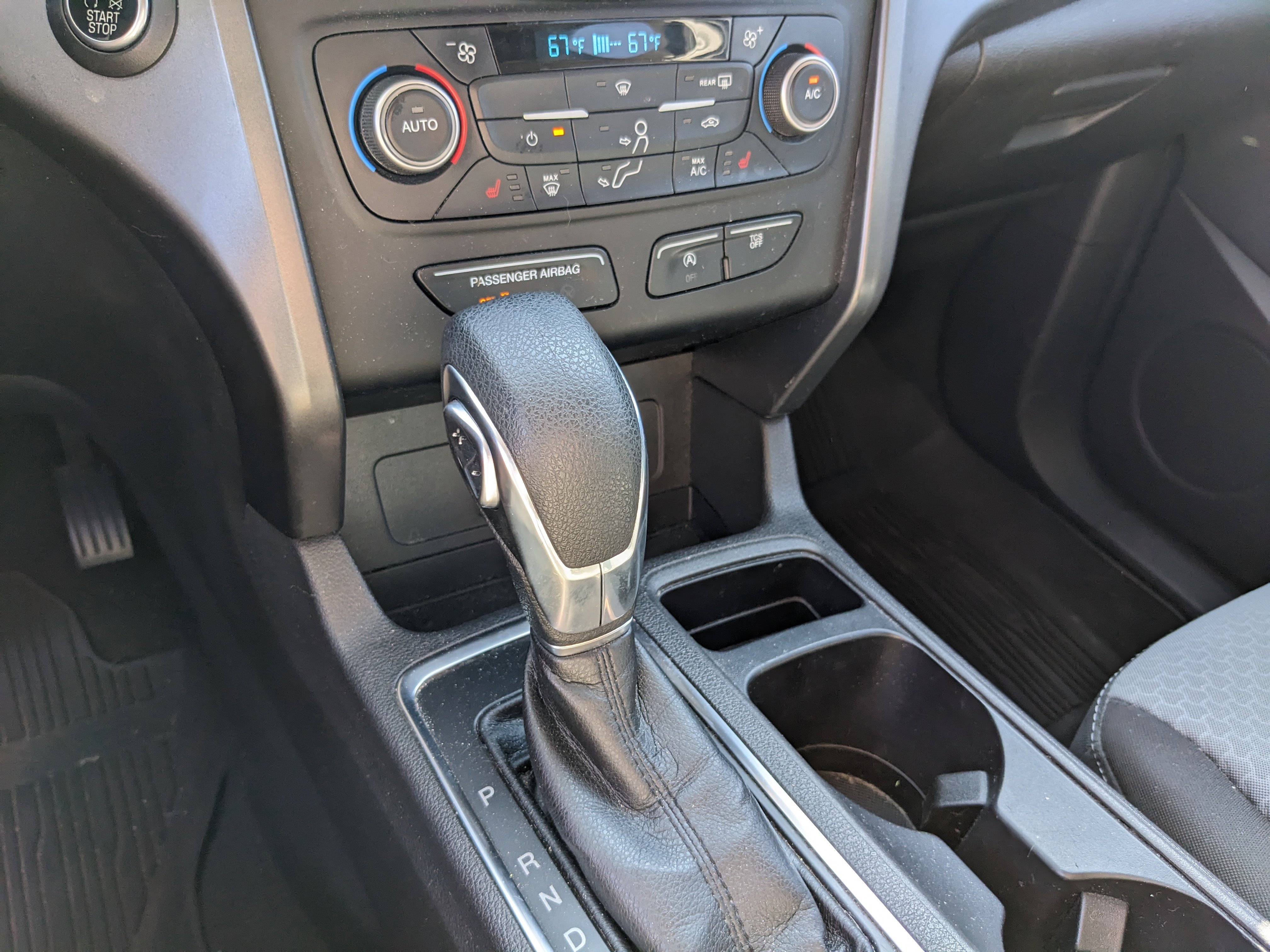 Certified 2019 Ford Escape SE image 24