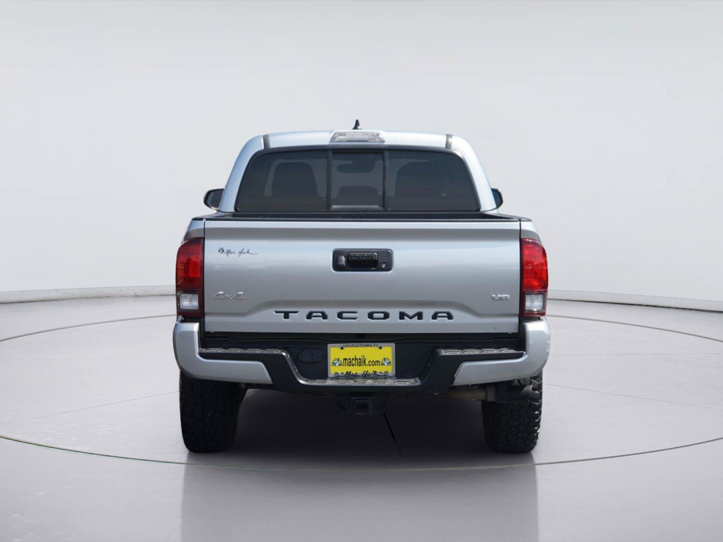 Used 2022 Toyota Tacoma SR AWD/4WD image 7