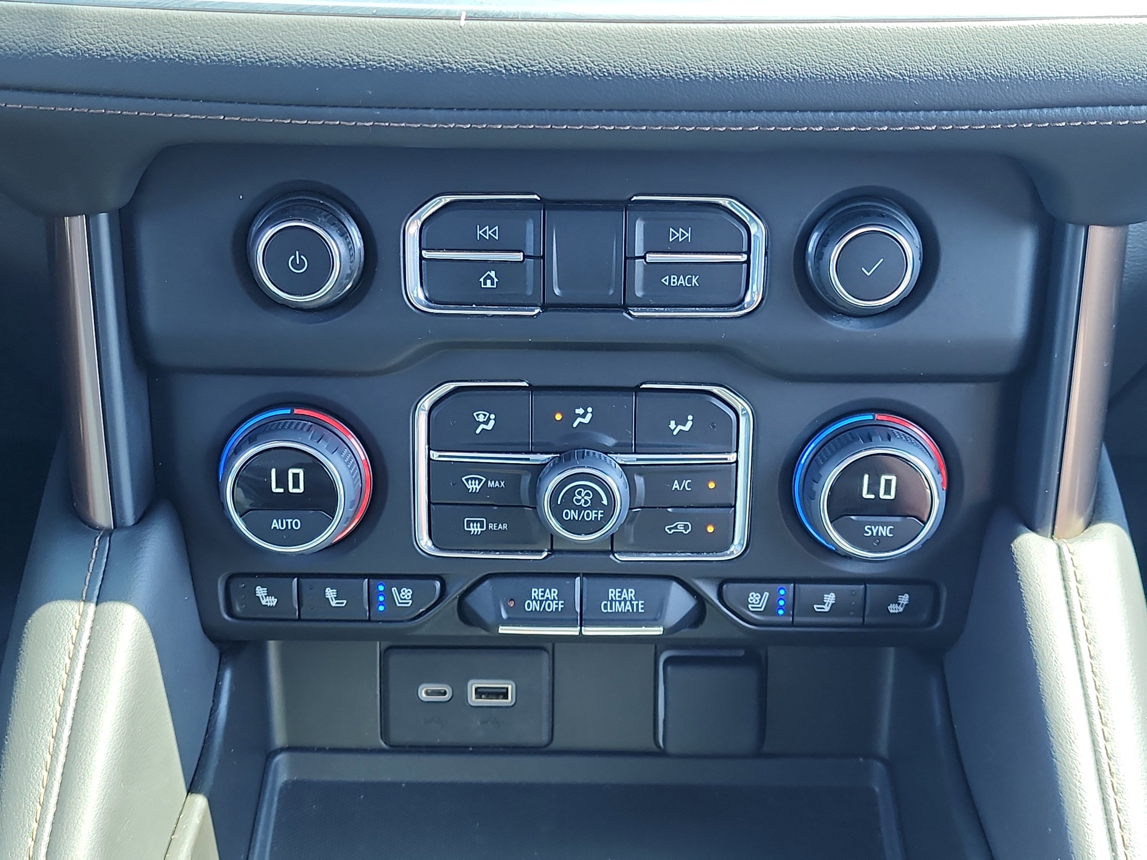 Used 2021 Chevrolet Tahoe High Country image 26