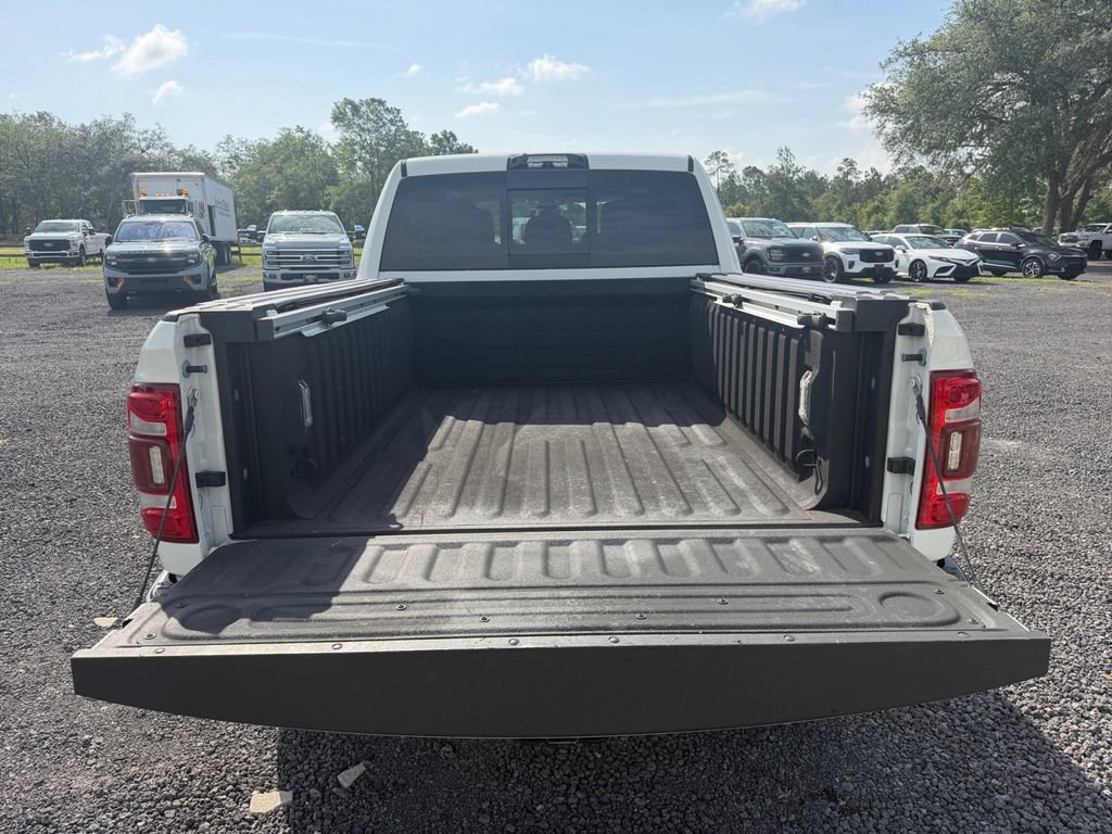 Used 2022 RAM 3500 Limited AWD/4WD image 22