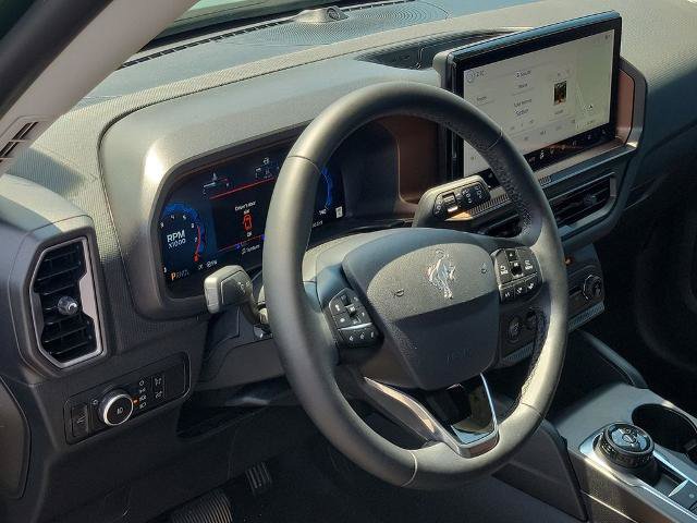 Certified 2025 Ford Bronco Sport Outer Banks w/ Outer Banks Tech Package+ AWD/4WD image 7