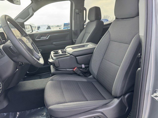 Used 2025 Chevrolet Silverado 1500 LT image 13