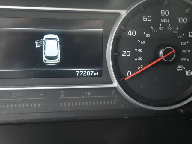 Used 2023 Kia Sorento LX image 18