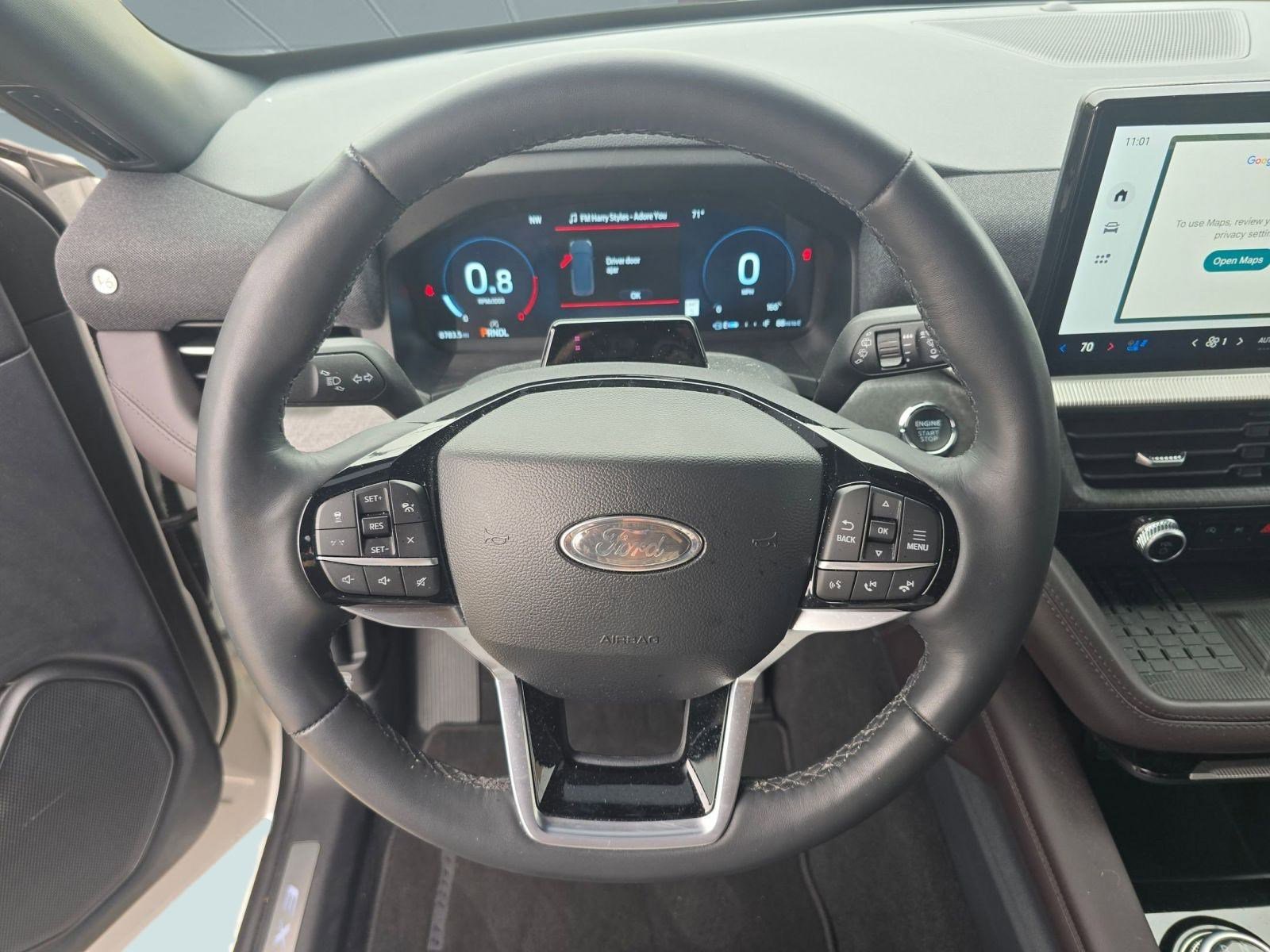 Certified 2025 Ford Explorer Platinum image 15