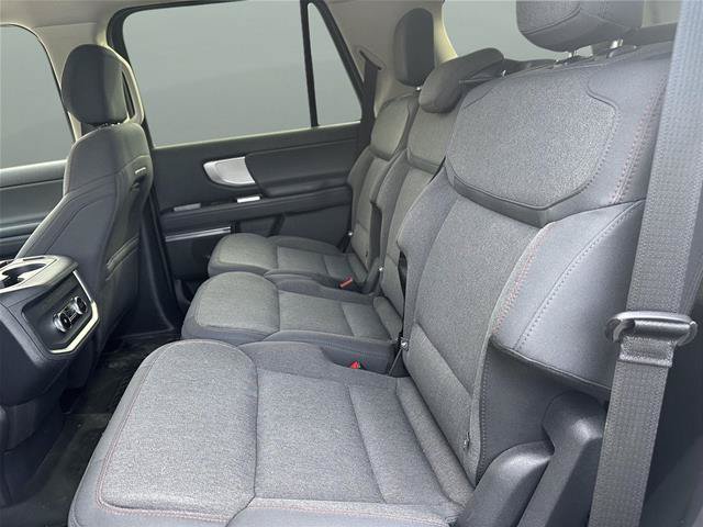 Certified 2025 Ford Expedition Active AWD/4WD image 15