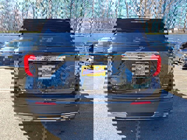 Certified 2022 Ford Explorer XLT w/ Equipment Group 202A image 7