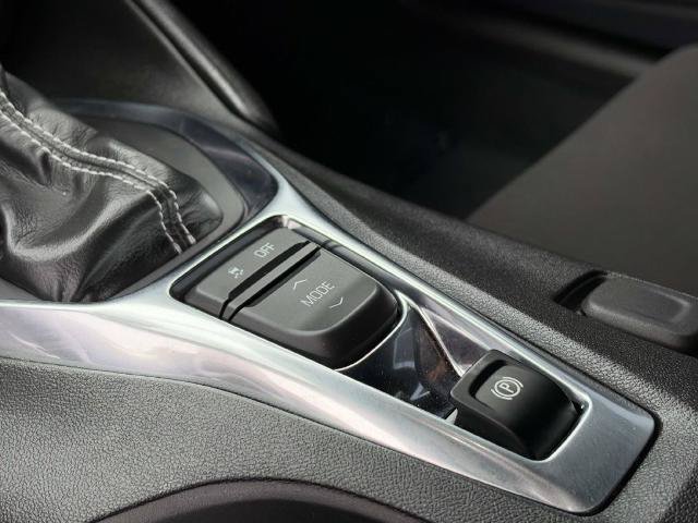 Used 2022 Chevrolet Camaro LT w/ Technology Package RWD image 24