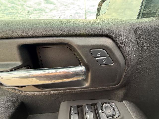 Used 2025 Chevrolet Silverado 1500 Custom Trail Boss image 39
