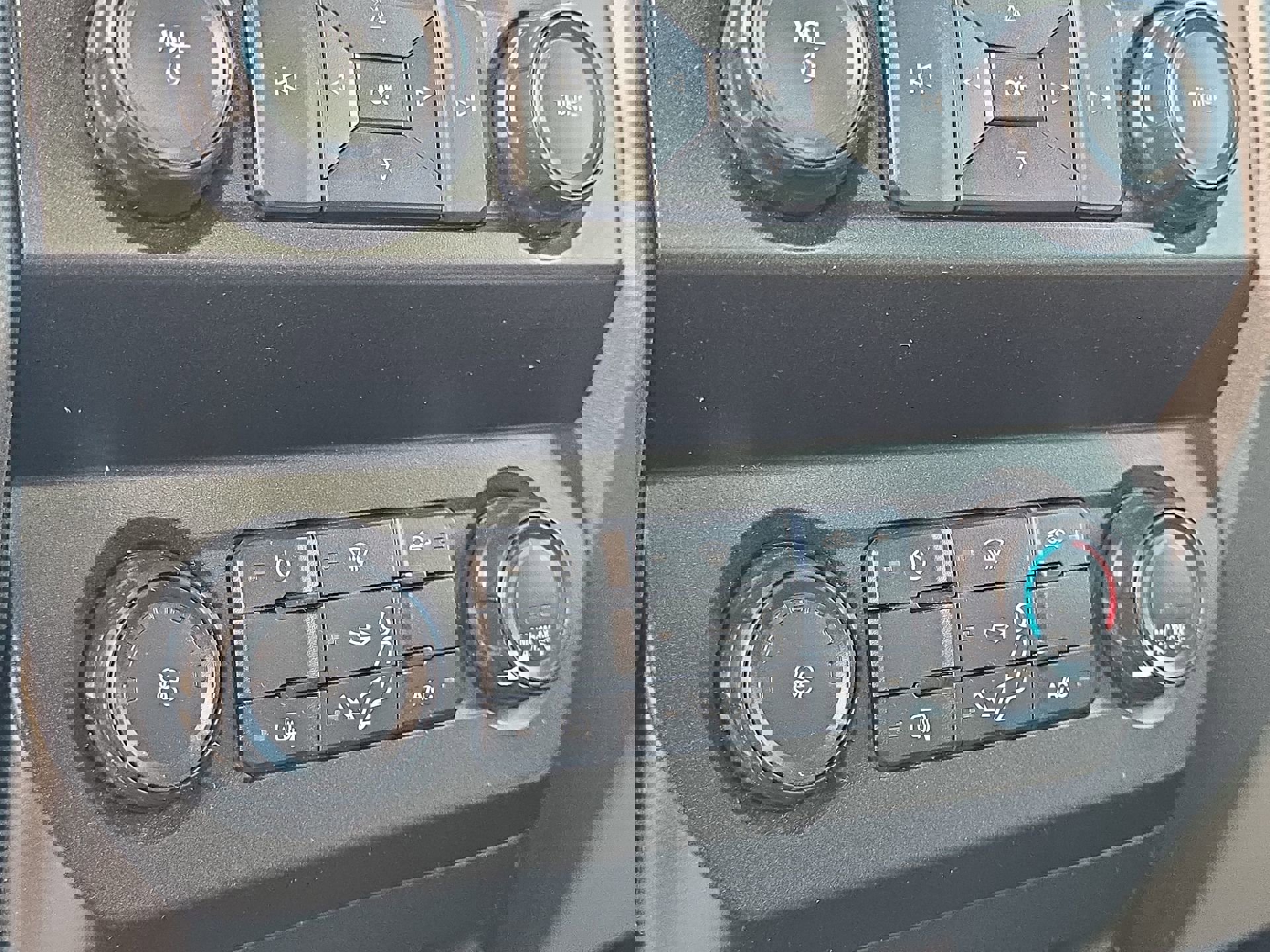 Certified 2022 Ford F250 XL w/ Power Equipment Group image 18