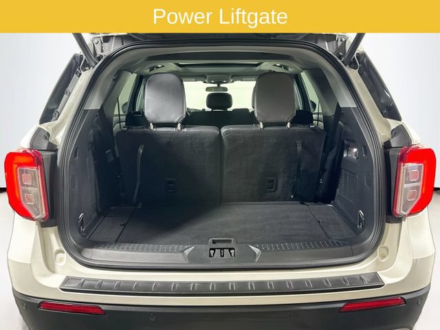 Certified 2023 Ford Explorer XLT w/ Equipment Group 202A AWD/4WD image 32