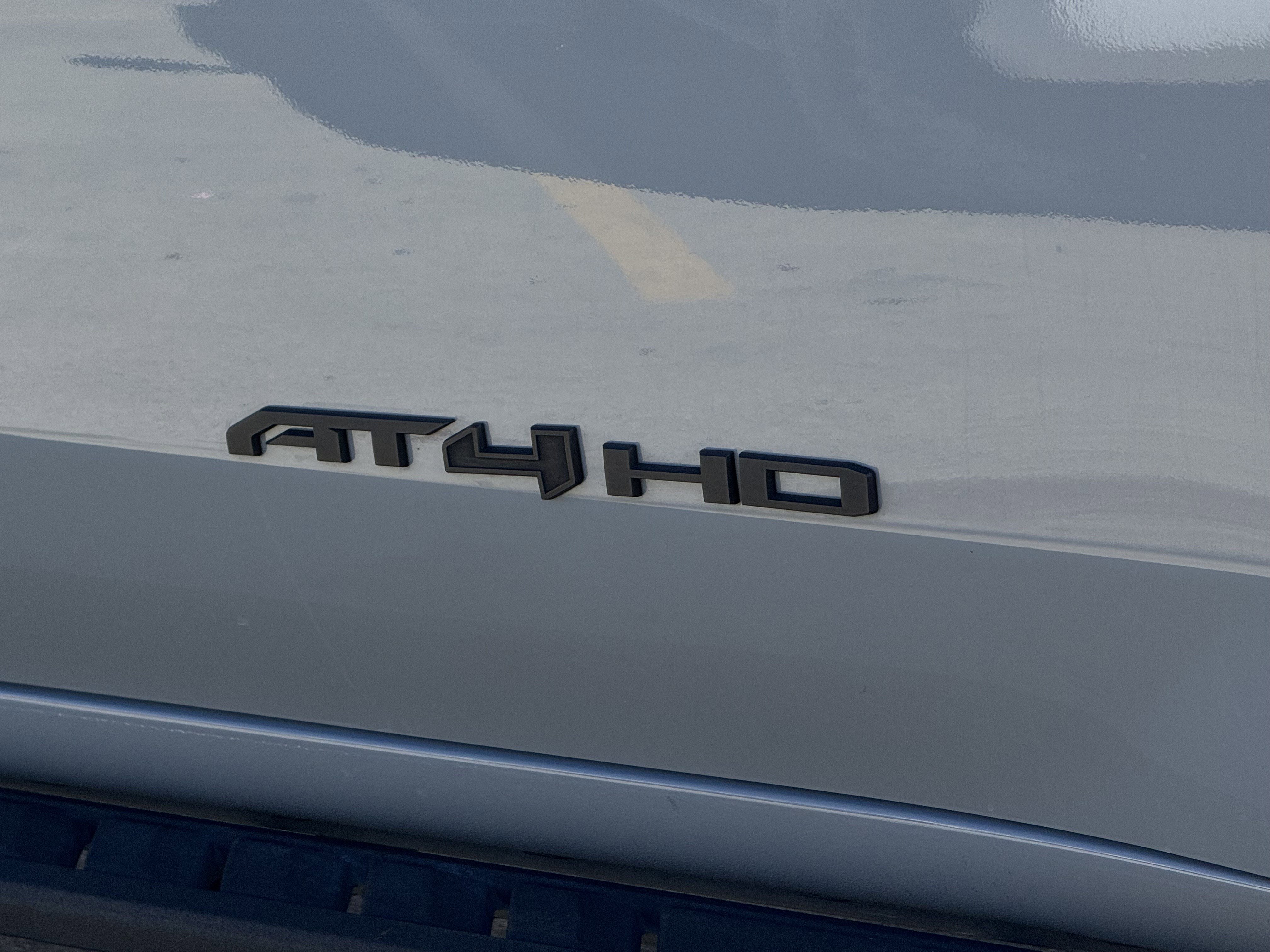 Used 2024 GMC Sierra 2500 AT4 w/ AT4 Preferred Package image 5