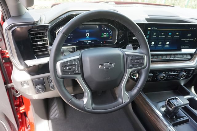 Used 2024 Chevrolet Silverado 1500 RST w/ Convenience Package II RWD image 19