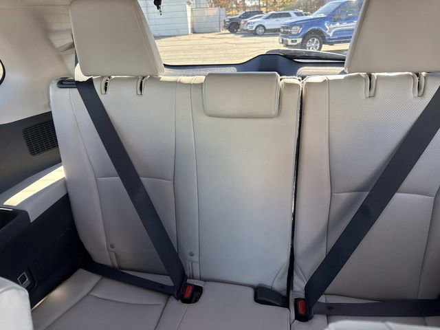 Used 2024 Toyota Grand Highlander XLE image 17