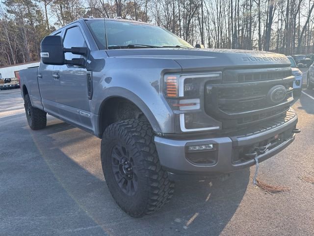 Certified 2022 Ford F350 Lariat w/ Black Appearance Package image 7