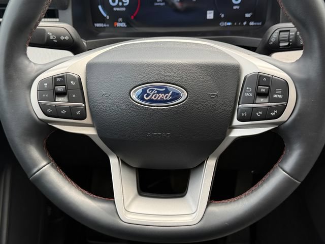 Certified 2025 Ford Explorer Active w/ Active Comfort Package AWD/4WD image 31