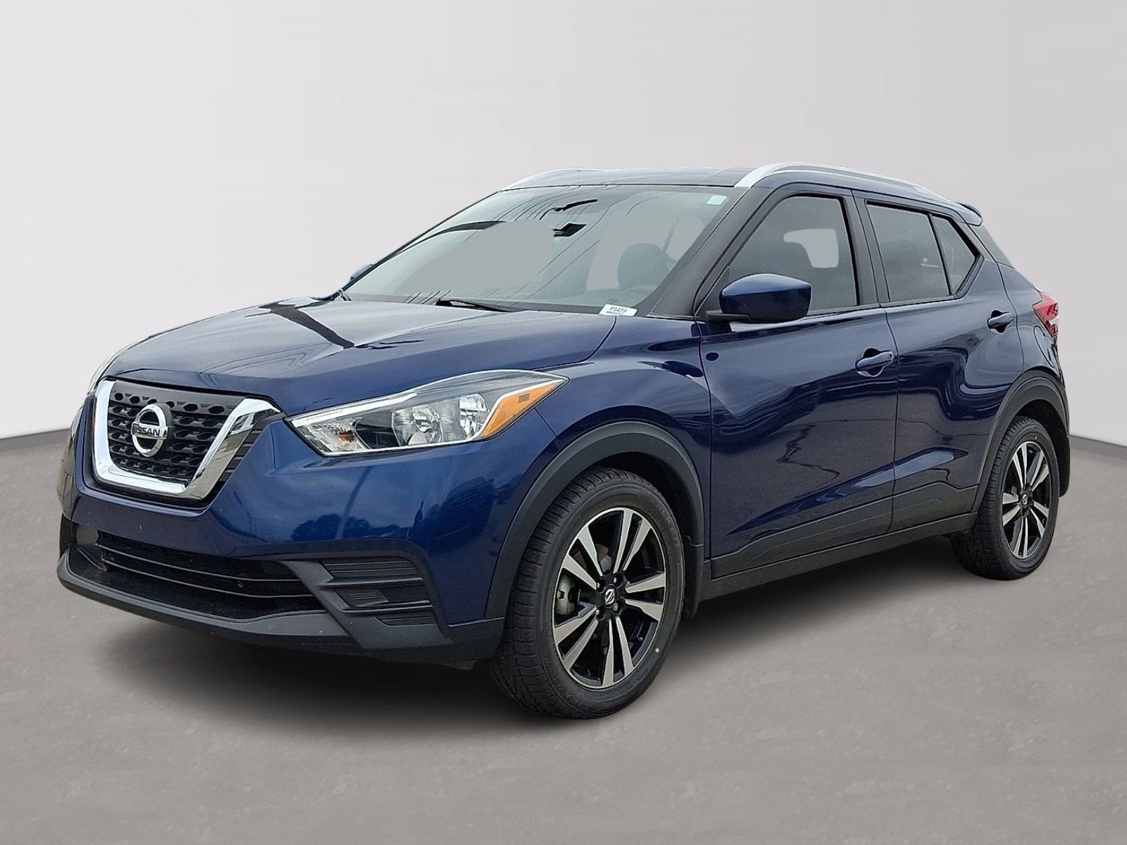 Used 2019 Nissan Kicks SV FWD image 3