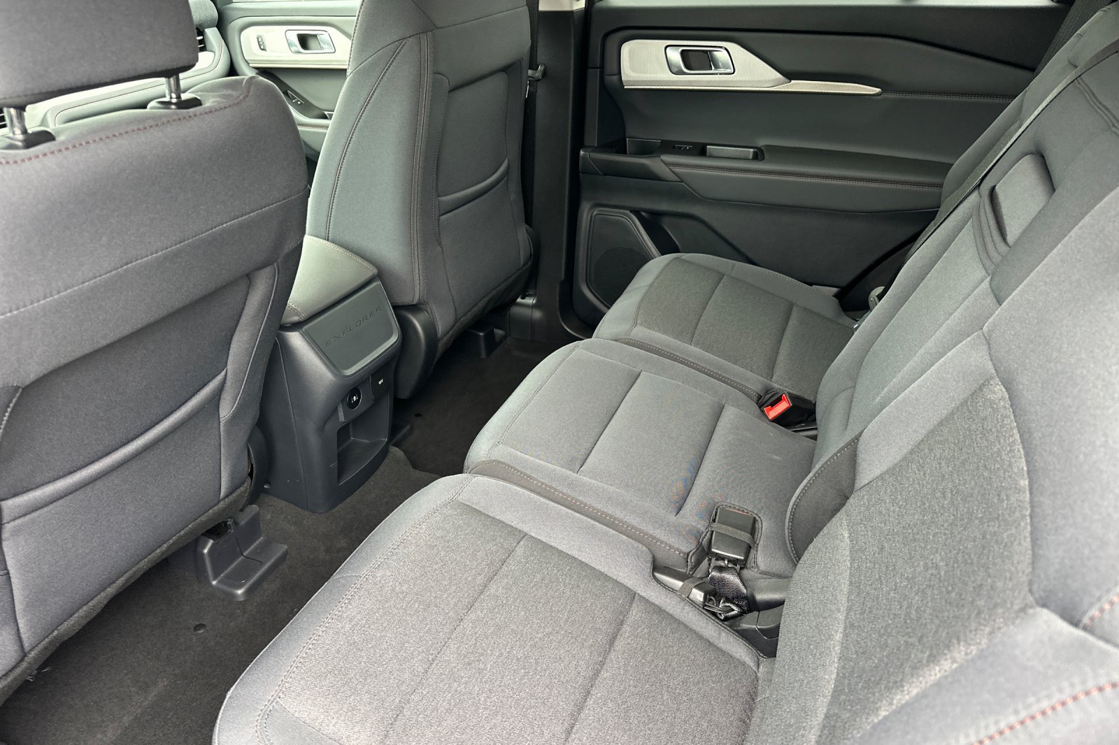 Certified 2026 Ford Explorer Active RWD image 11