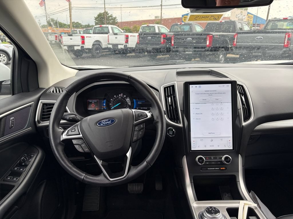 Certified 2024 Ford Edge SEL AWD/4WD image 9