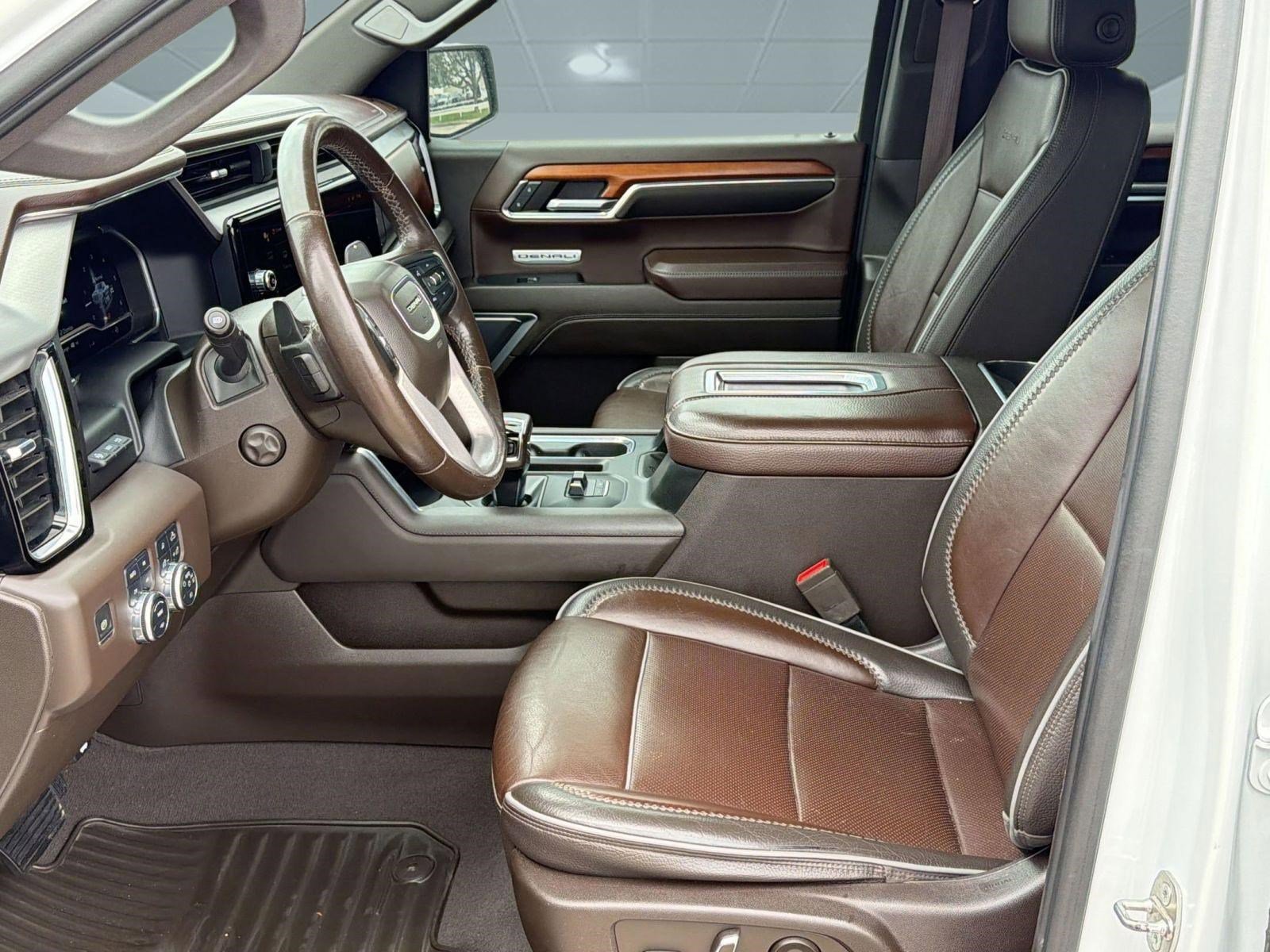 Used 2022 GMC Sierra 1500 Denali w/ Denali Reserve Package AWD/4WD image 5
