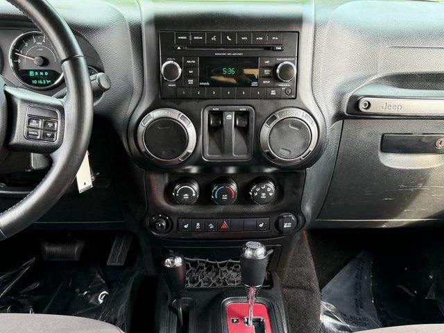 Used 2017 Jeep Wrangler Sport w/ Quick Order Package 24S AWD/4WD image 11