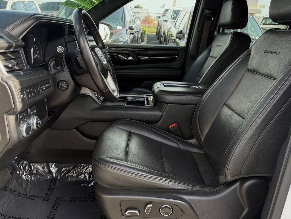 Used 2021 GMC Yukon Denali AWD/4WD image 16