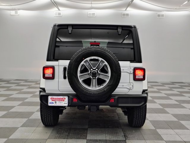 Used 2021 Jeep Wrangler Unlimited Sahara w/ Uconnect 4C Nav & Sound Group AWD/4WD image 9
