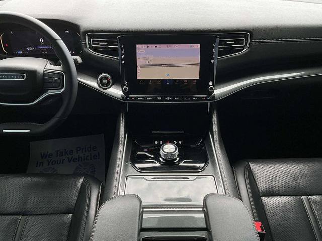 Used 2023 Jeep Wagoneer 4WD w/ Premium Group I image 29