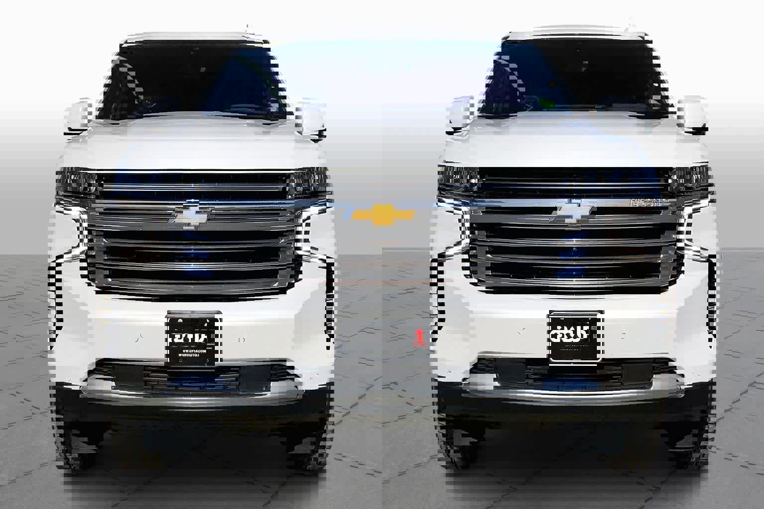 Used 2024 Chevrolet Tahoe High Country w/ Premium Package image 3