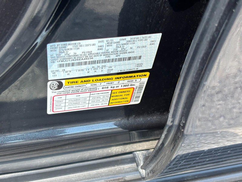 Certified 2025 Ford Expedition Active AWD/4WD image 27