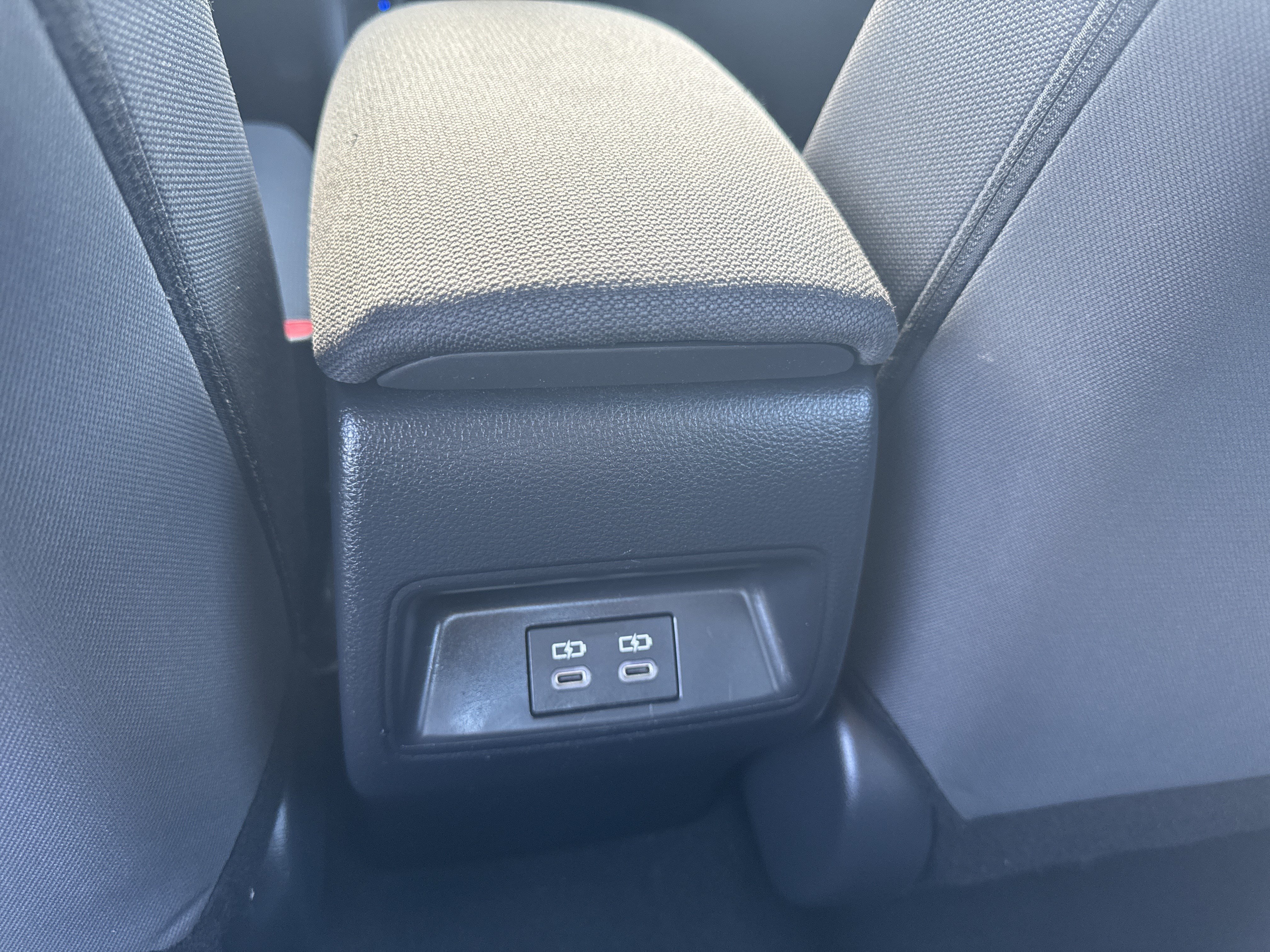 Used 2023 Toyota Corolla LE FWD image 22