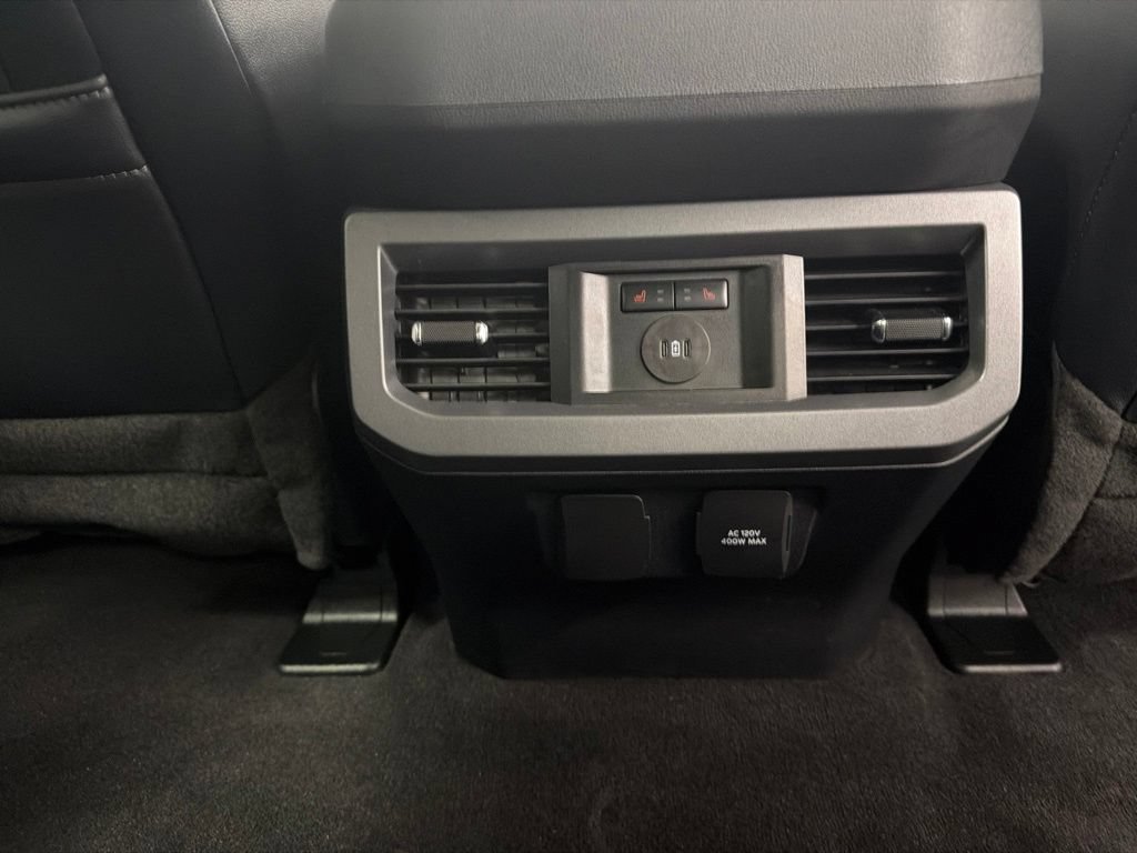 Certified 2024 Ford F450 Lariat w/ Lariat Ultimate Package AWD/4WD image 11