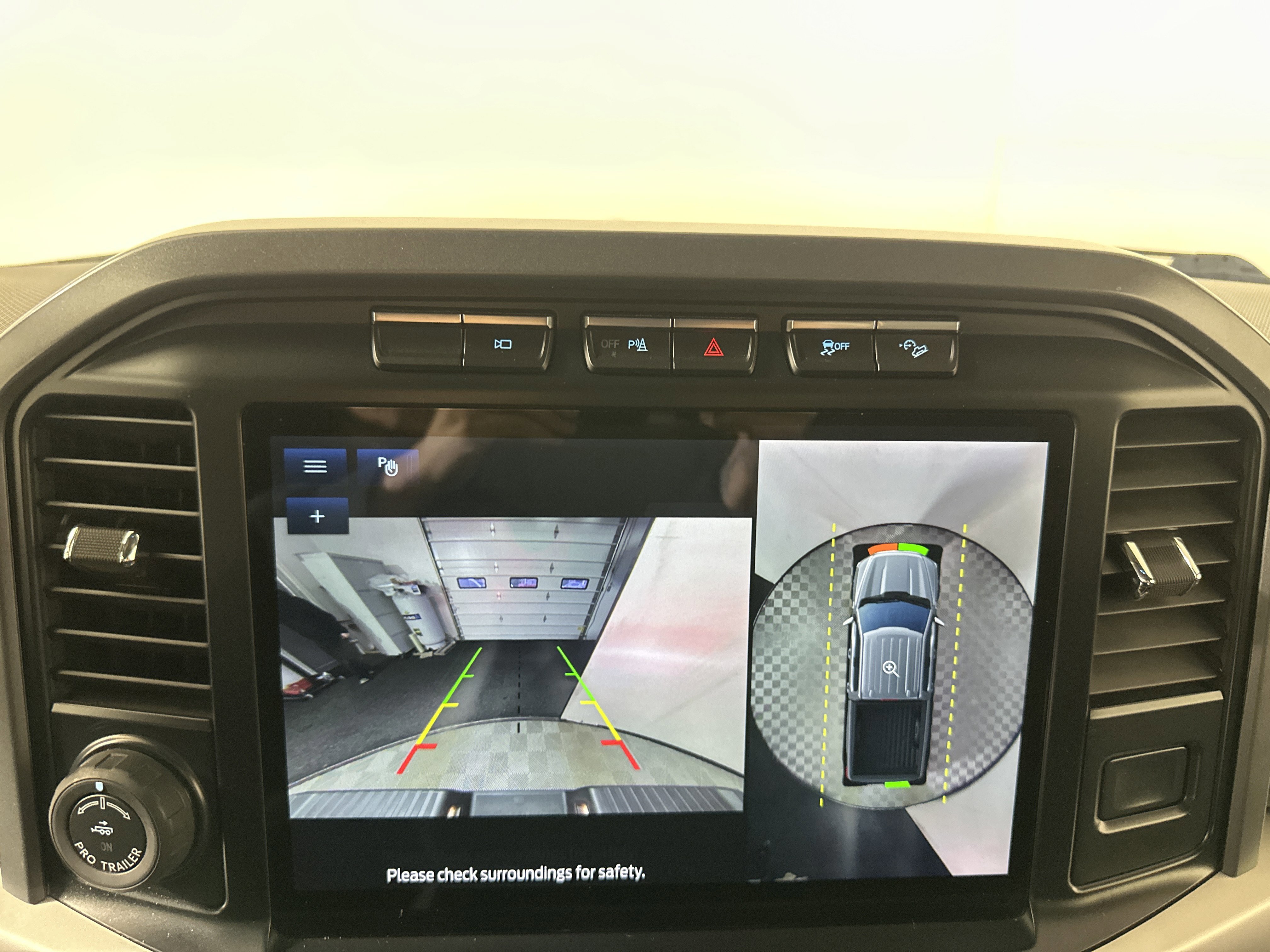 Certified 2022 Ford F150 XLT w/ Equipment Group 302A High image 18