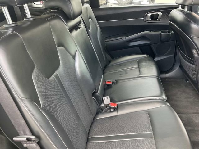 Used 2021 Kia Sorento S w/ Panoramic Sunroof Package FWD image 34