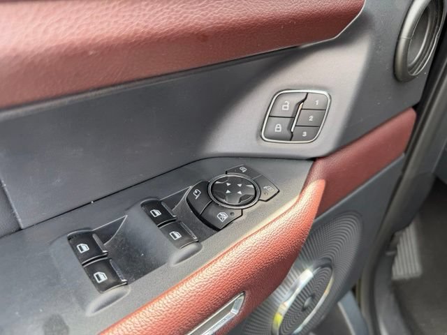 Certified 2024 Ford Expedition Limited AWD/4WD image 17