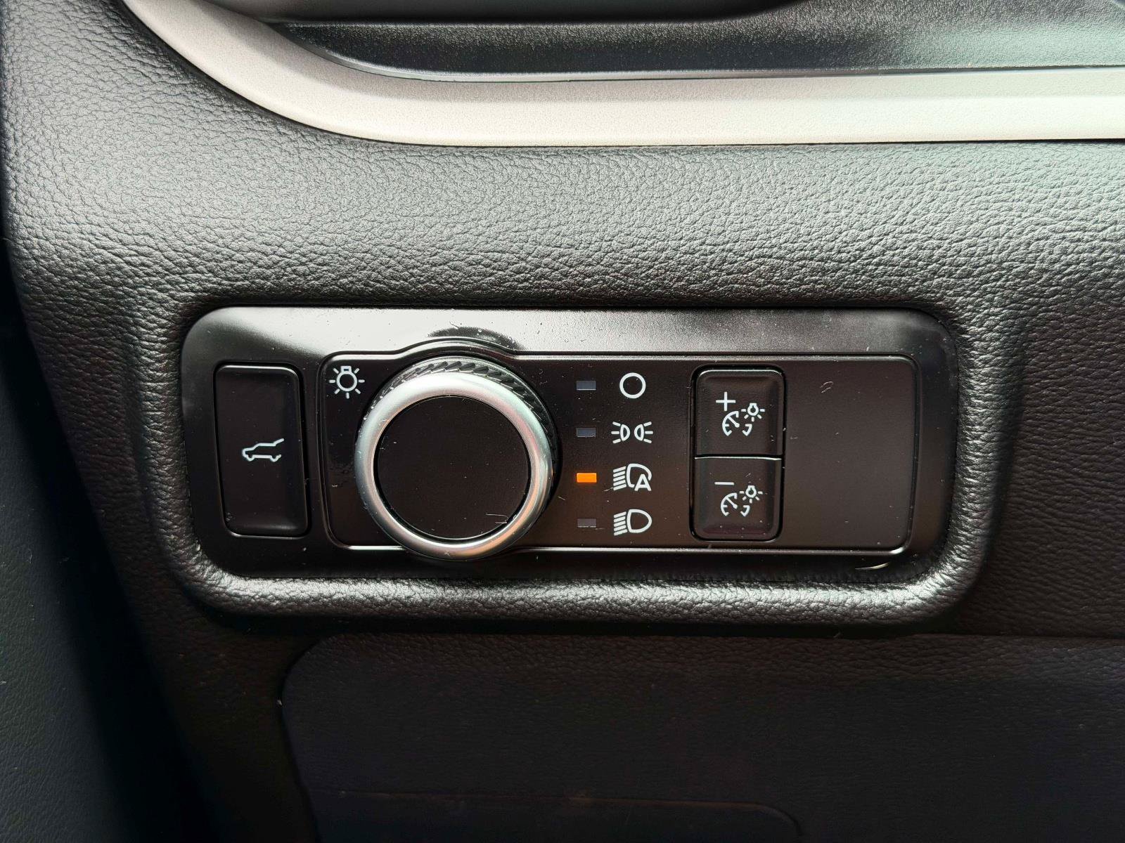 Certified 2023 Ford Explorer XLT AWD/4WD image 23