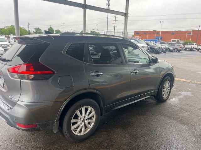 Used 2019 Nissan Rogue SV AWD/4WD image 3