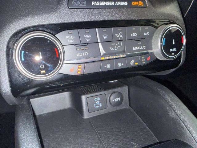 Certified 2022 Ford Escape SE w/ SE Sport Appearance Package image 16