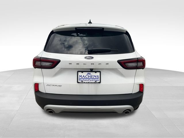 Certified 2025 Ford Escape Active w/ Cold Weather Package FWD image 5