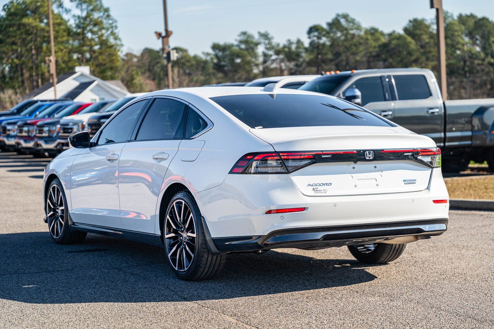 Used 2025 Honda Accord Touring image 3