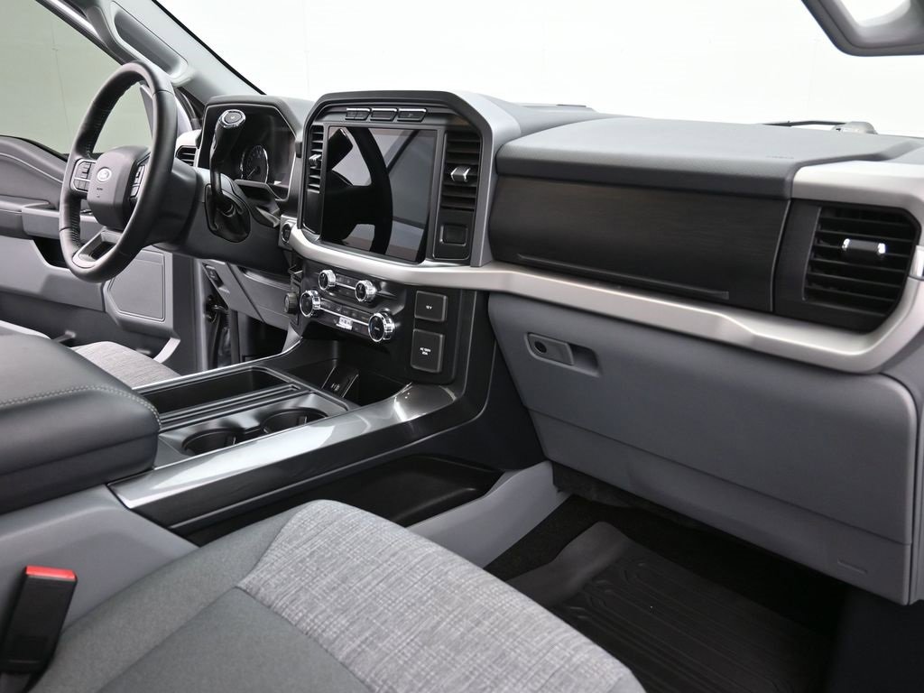 Certified 2022 Ford F150 XLT w/ Equipment Group 302A High image 24