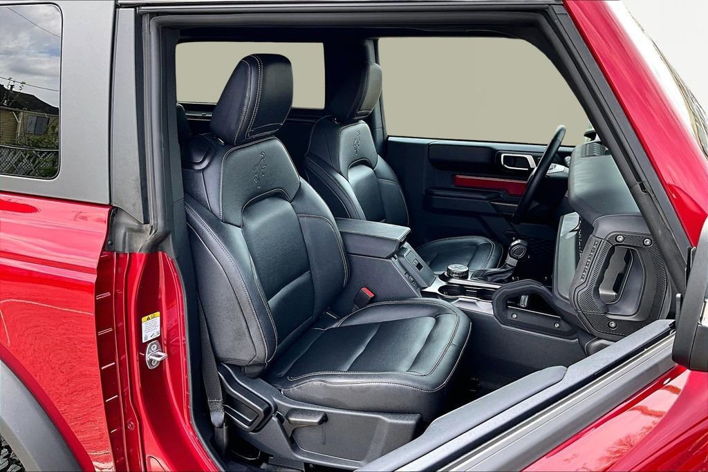 Certified 2025 Ford Bronco Badlands image 8