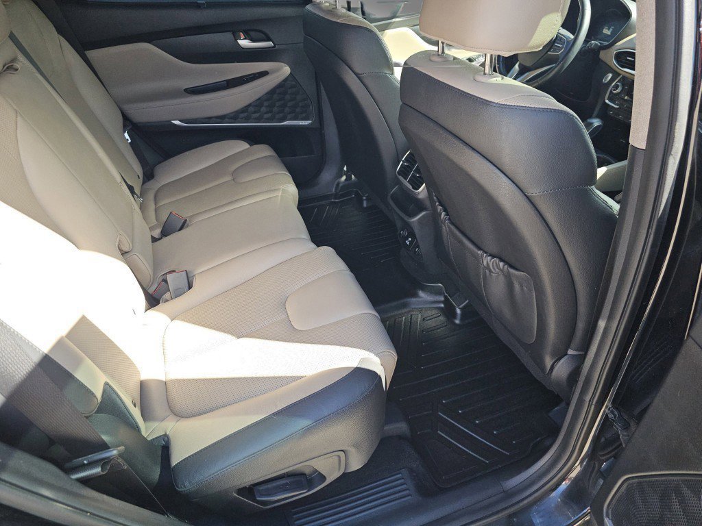 Used 2020 Hyundai Santa Fe Limited AWD/4WD image 11