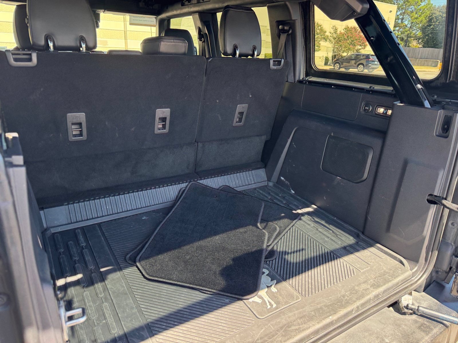 Certified 2023 Ford Bronco Wildtrak AWD/4WD image 16