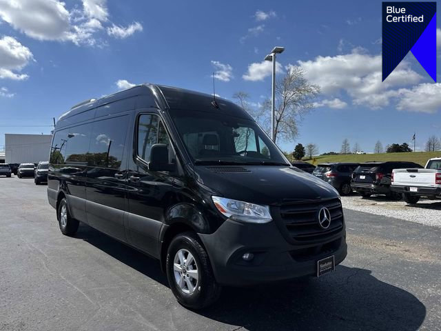 Used 2021 Mercedes-Benz Sprinter 2500 image 1