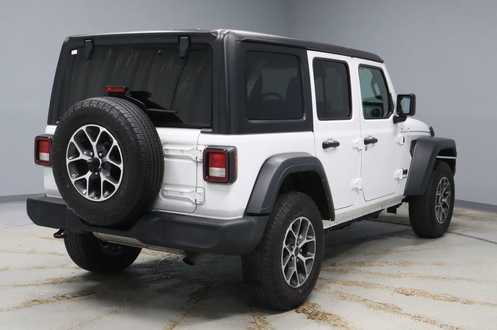 Used 2024 Jeep Wrangler Sport S image 6