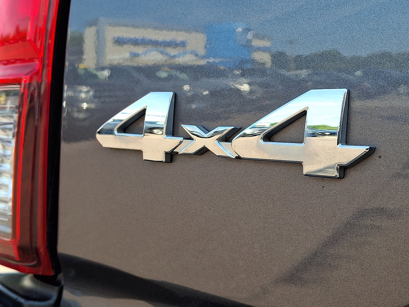 Used 2018 Toyota Tacoma SR w/ SR Convenience Package AWD/4WD image 31