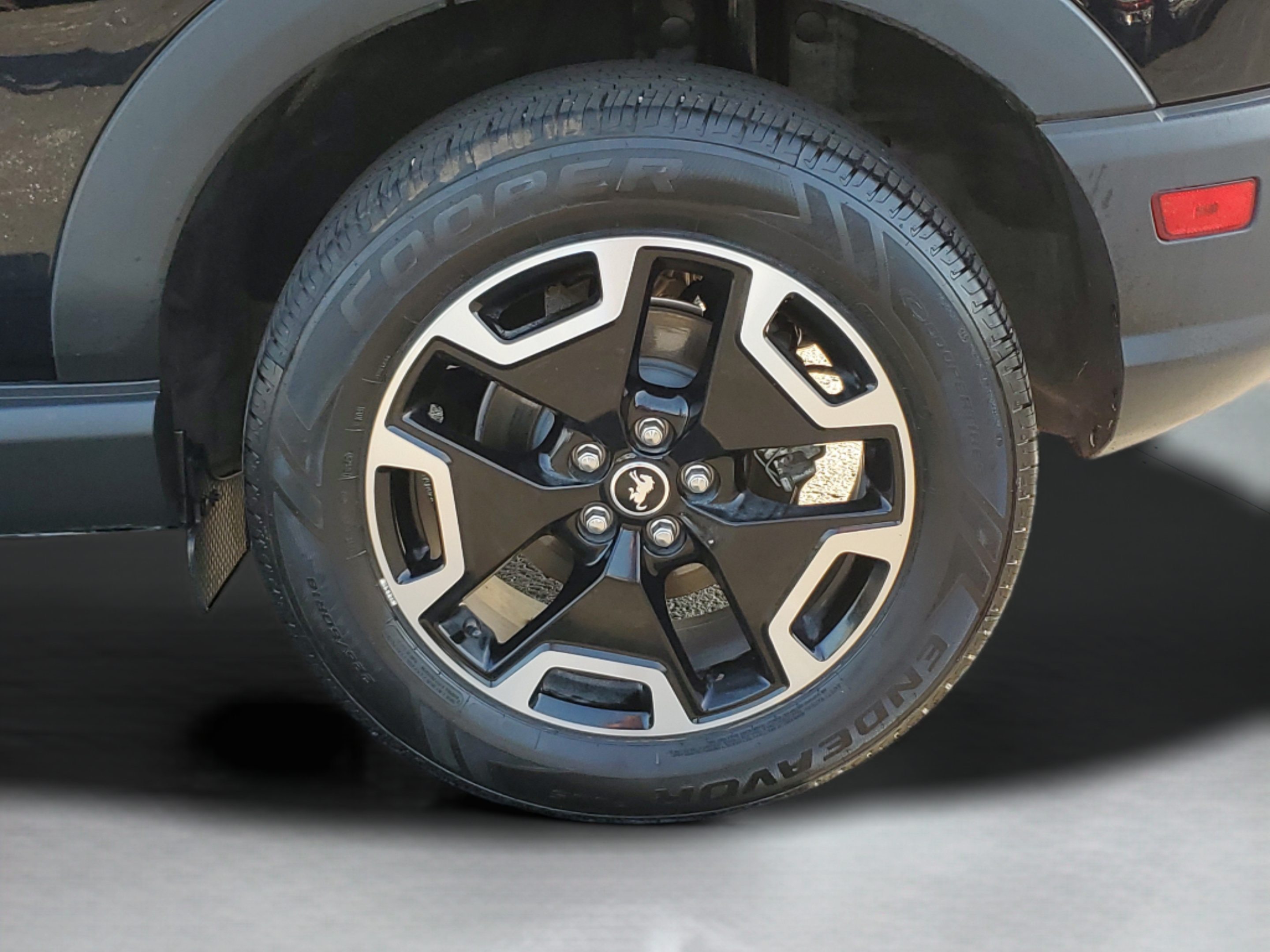 Certified 2021 Ford Bronco Sport Outer Banks w/ Outer Banks Package (96D) AWD/4WD image 30