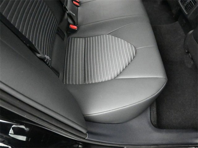 Used 2024 Toyota Camry SE image 27